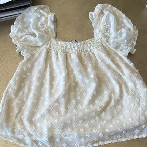 Vici Peasant Top bouffant sleeve